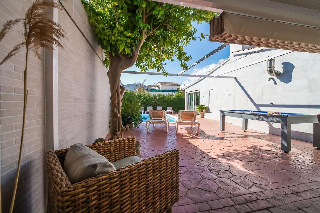 Дом отдыха Fantastic Villa Tucan, Pool Barbecue Ground Floor Алькудия