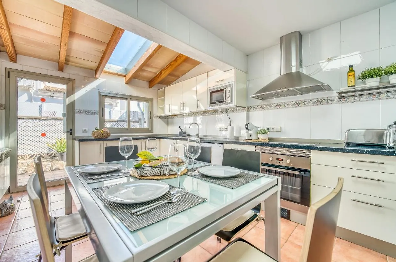 Fantastic Villa Tucan, Pool Barbecue Ground Floor Алькудия Дом отдыха