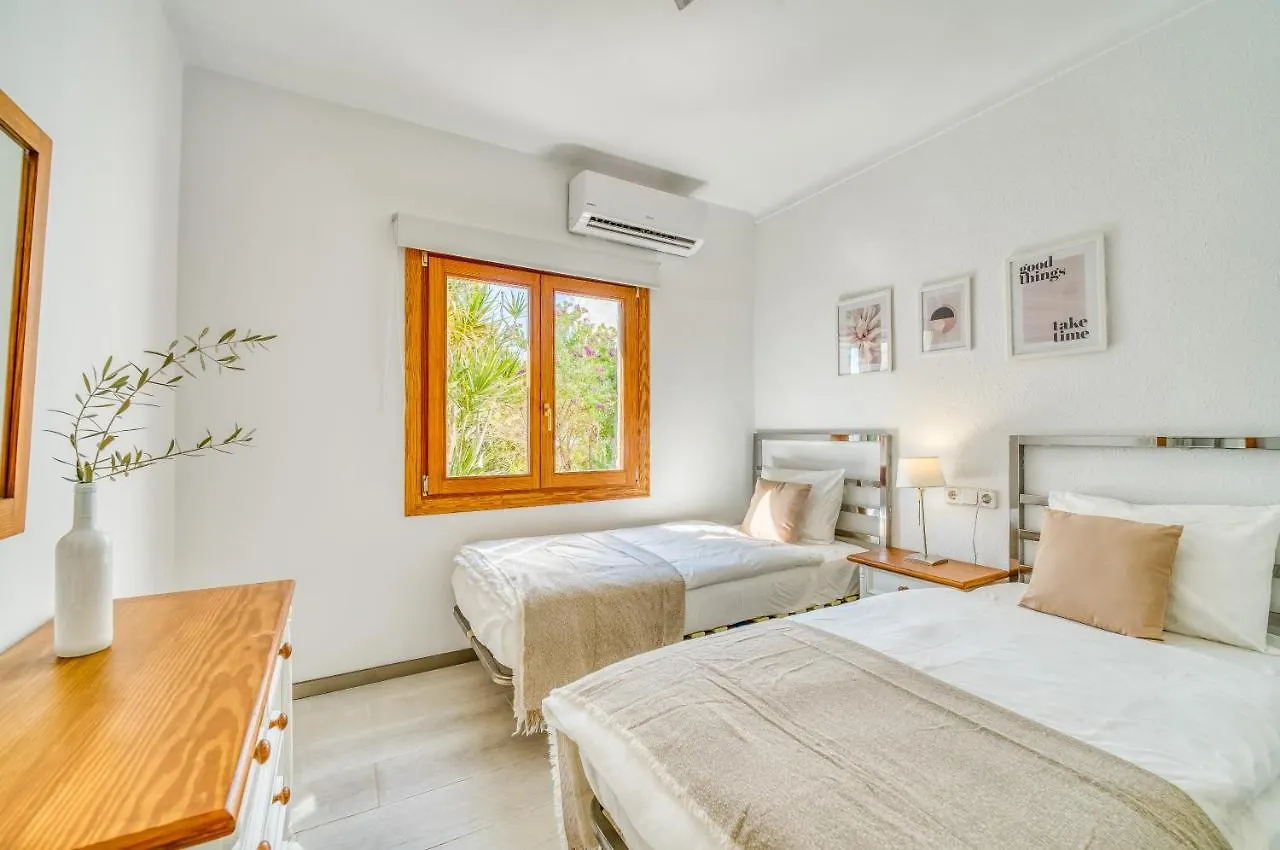 Дом отдыха Fantastic Villa Tucan, Pool Barbecue Ground Floor Алькудия Испания